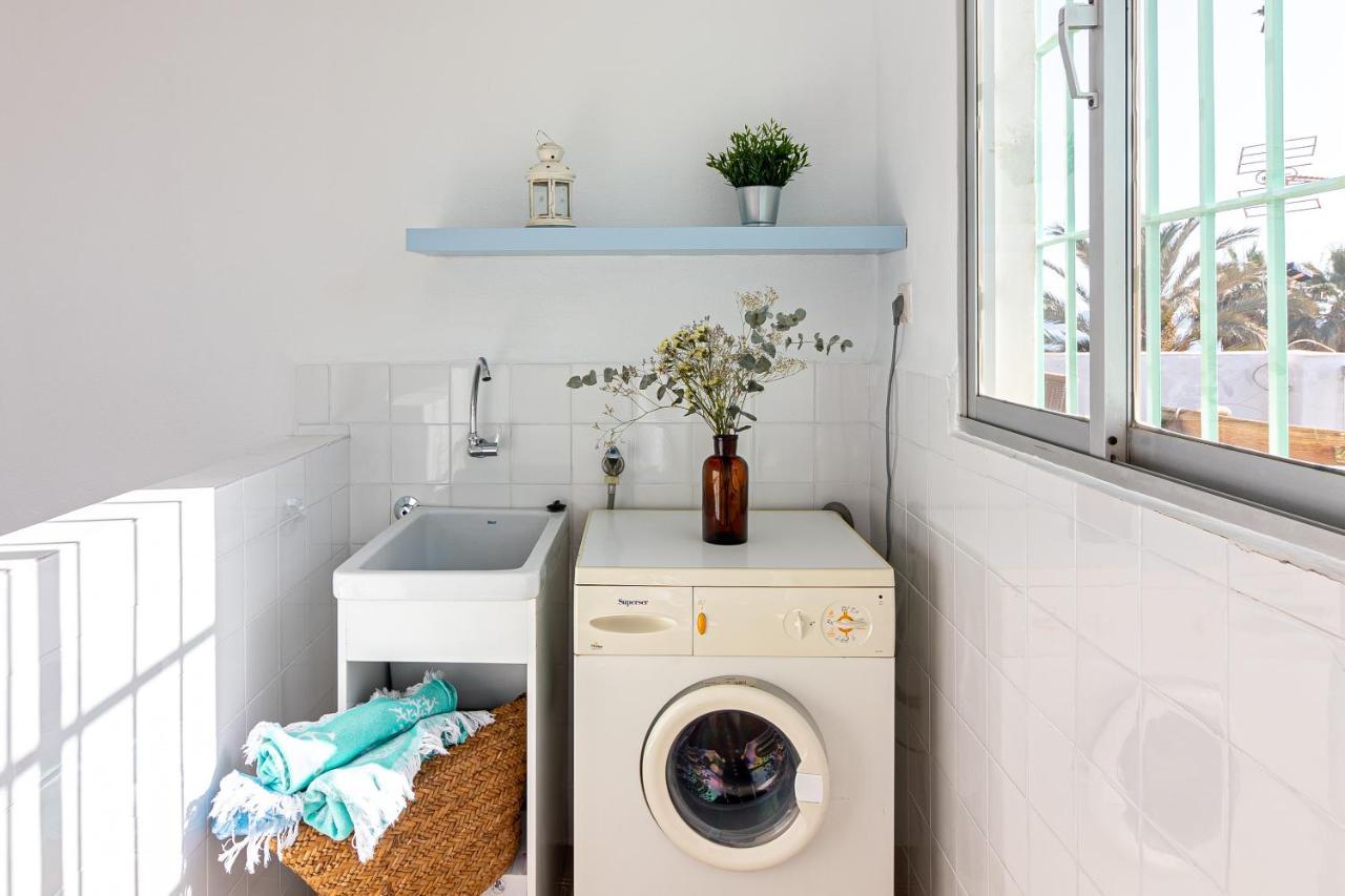 Sea & Wave Al Rolo Beach Apartment Malaga Zewnętrze zdjęcie