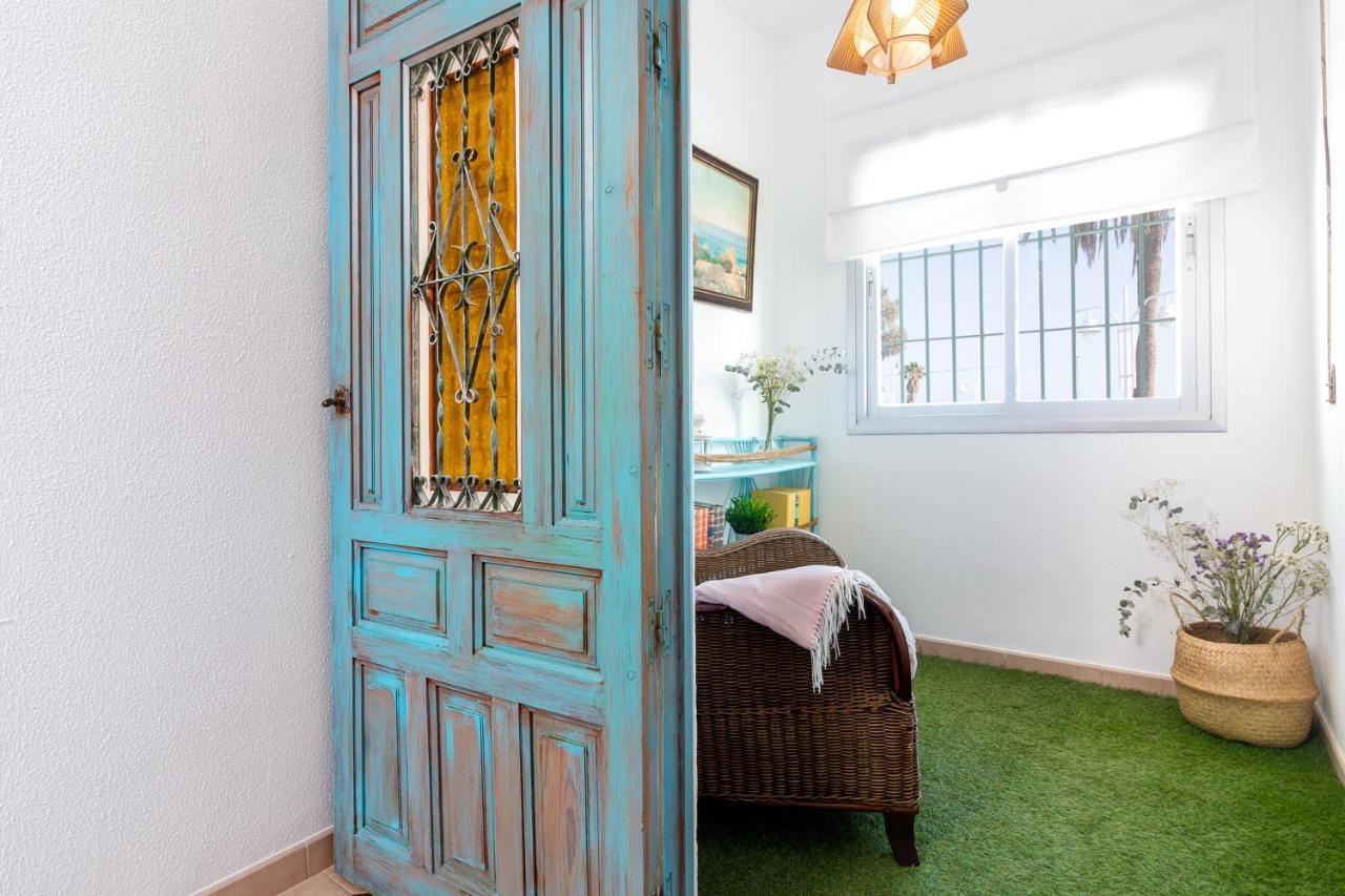 Sea & Wave Al Rolo Beach Apartment Malaga Zewnętrze zdjęcie